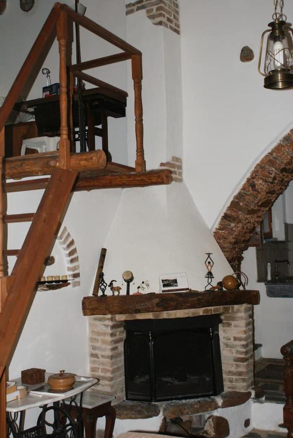 Afrodite'S House-Restaurated Oil Factory Agia  Extérieur photo