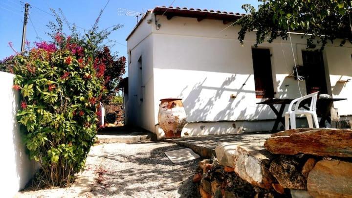 Afrodite'S House-Restaurated Oil Factory Agia  Extérieur photo